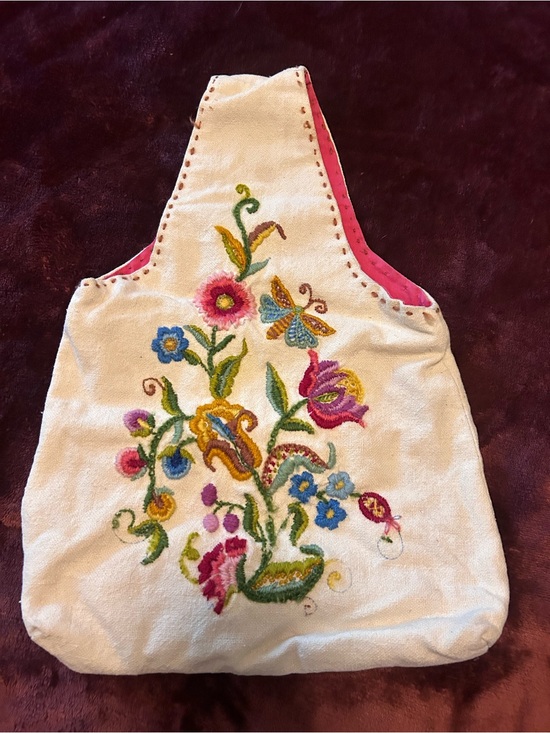 Handbags - Vintage 70’s Cream Floral Embroidered Tote Bag with Pink Lining